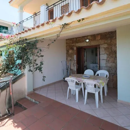 Casa Con Grande Giardino Vista Sul Mare Di Budoni